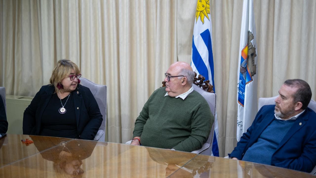 Ministra de Defensa recorrió unidades militares en Maldonado