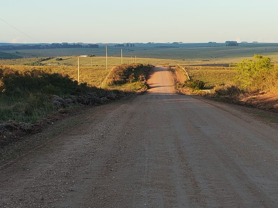 Gremiales rurales se reúnen con intendente de Río Negro por posible nuevo tributo